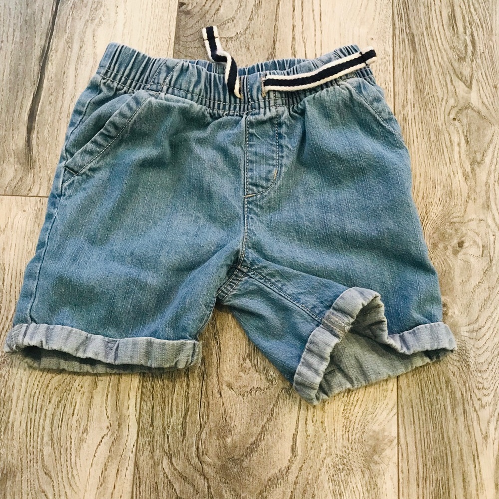Sold - 3T Boys Shorts